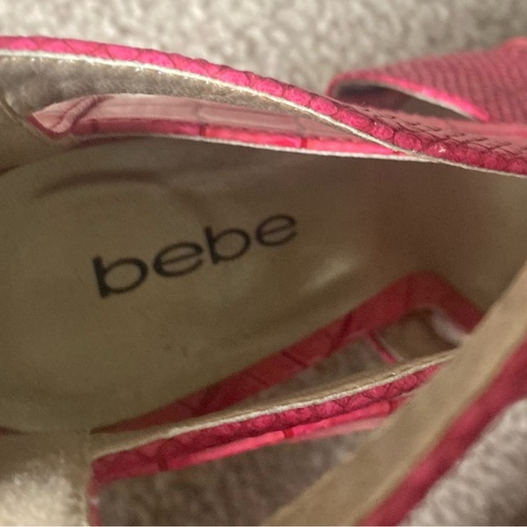 Bebe Pink/Coral/Salmon Platform Wedge Sandals Size 8 Croc Embossed Strappy Heels - Picture 9 of 14